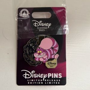 Disney Rewards Pin 2023: Cheshire Cat